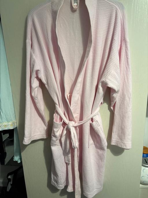 Buy & Sell West Midlands Dudley - Photos for Ladies pink dressing gown