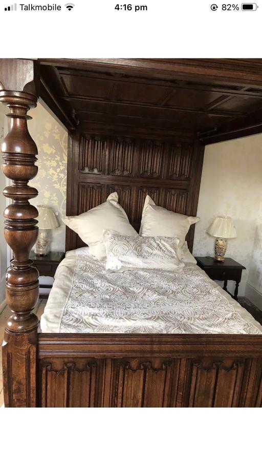 Buy & Sell Isle of Wight Guernsey - Photos for English Bylaws solid Oak four poster bed