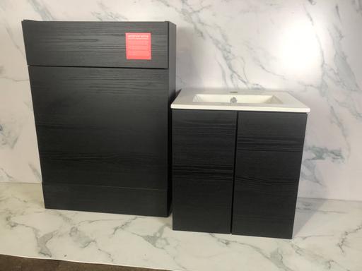 Buy & Sell West Yorkshire Kirklees - Photos for BATHROOM SINK UNIT & W/C