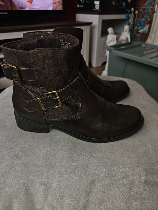 Buy & Sell West Midlands Dudley - Photos for BROWN BUCKLE ANKLE BOOTS SZ 6