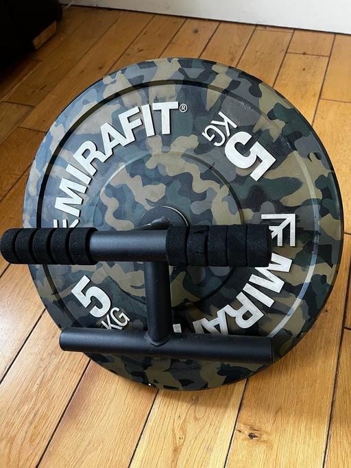 Buy & Sell North London Finsbury Park - North London - Photos for Bumper plates 5KG pair and Tib Bar