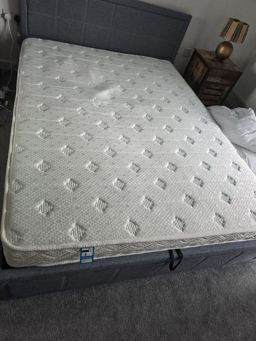 Buy & Sell Isle of Wight Guernsey - Photos for Free King Size Mattress