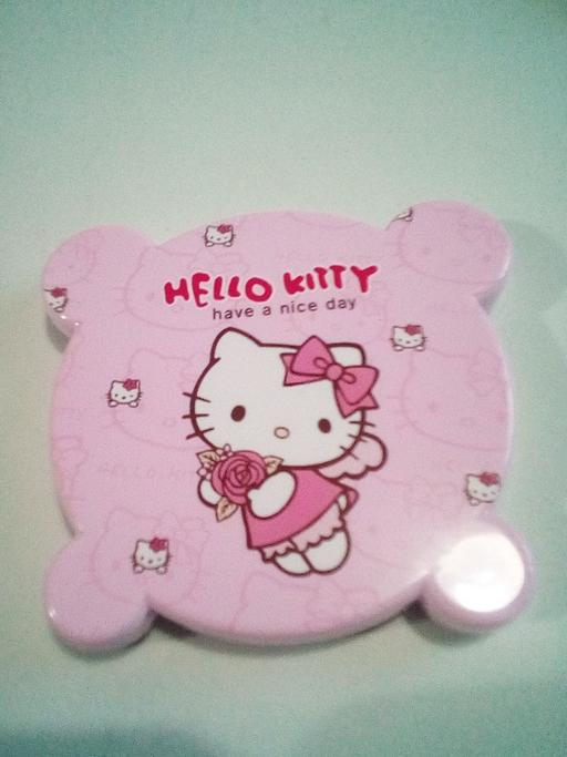 Buy & Sell Lincolnshire East Lindsey - Photos for 5'' Hello kitty portable mirror set