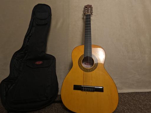 Buy & Sell Kent Maidstone - Photos for Stagg C530 3/4 Classical Guitar + Bag