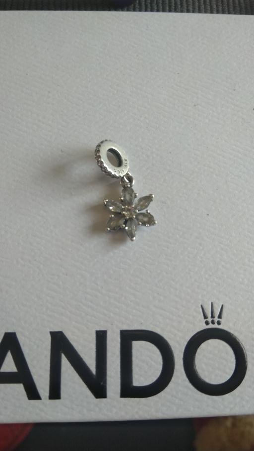Buy & Sell Kent Sevenoaks - Photos for pandora flower charm