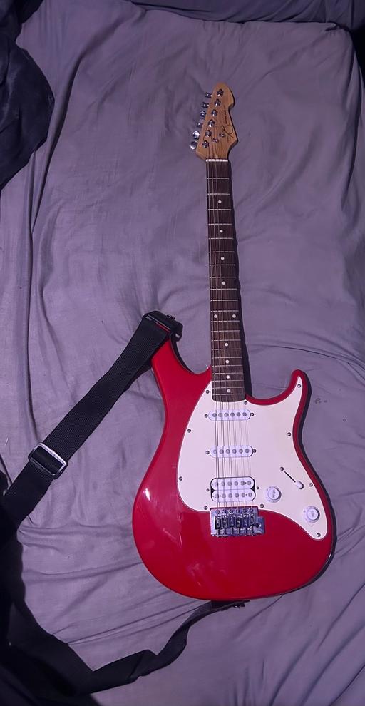 Buy & Sell Leicestershire Charnwood - Photos for Peavey Raptor Plus Electric Guitar RW red