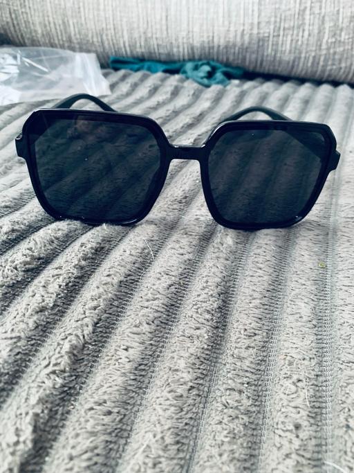 Buy & Sell South West London Norbury - South West London - Photos for Sunglasses