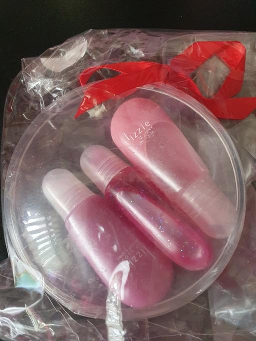 Buy & Sell West Midlands Dudley - Photos for lip balm gift set NEW