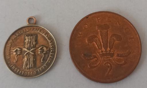 Buy & Sell Thatto Heath Saint Helens - Photos for United Patriots Friendly Society medal