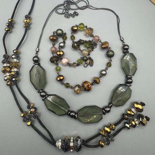 Buy & Sell West Midlands Birmingham - Photos for 3 Lovely Glass & Crystal Necklaces.