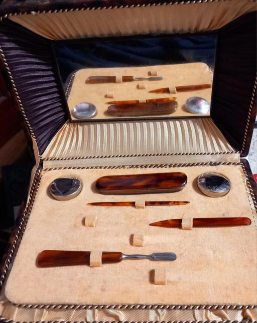 Buy & Sell Thatto Heath Saint Helens - Photos for vintage vanity set