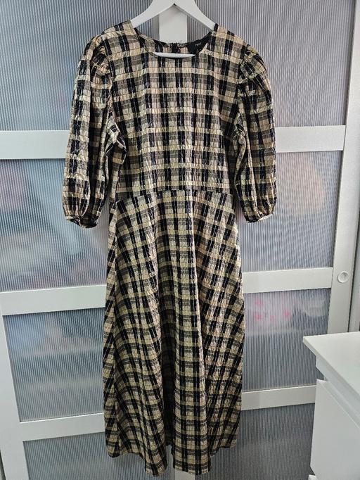 Buy & Sell Weston Point Halton - Photos for Size 12 NEXT gold & black dress