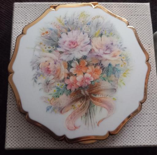 Buy & Sell Merseyside Saint Helens - Photos for beautiful stratton powder compact