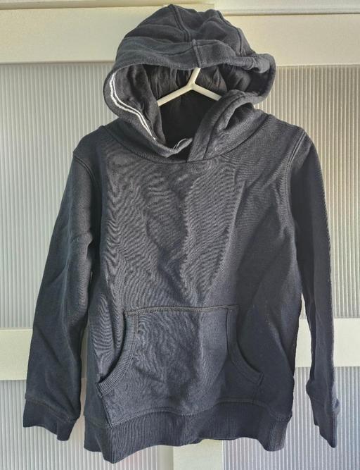 Buy & Sell Weston Point Halton - Photos for Age 4-5 M&S black hoody