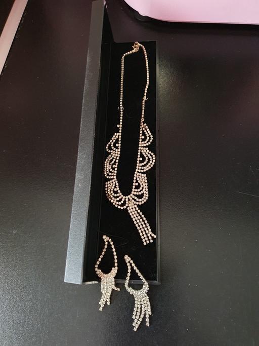 Buy & Sell West Midlands Dudley - Photos for diamante necklace & earrings gift set NEW