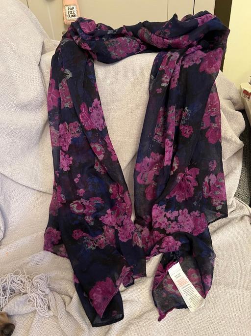 Buy & Sell Tyne and Wear Sunderland - Photos for Womens Scarf From New Look ( New )