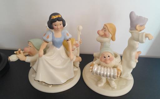 Buy & Sell Kent Swale - Photos for Lenox Disney Snow White and 7 dwarves candle