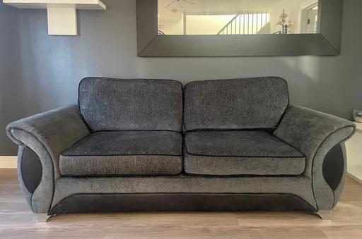 Buy & Sell Kent Medway - Kent - Photos for DFS 3 Seater Sofa