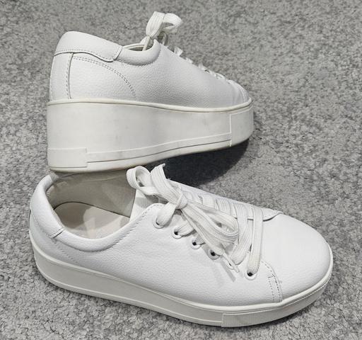 Buy & Sell Halton Weston Point - Watford - Photos for Size 4 GEORGE white wedge trainers