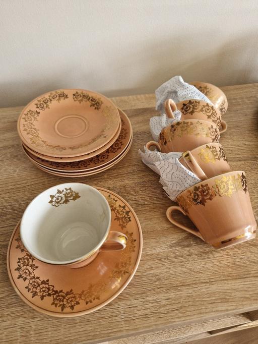 Buy & Sell West Midlands Birmingham - Photos for vintage pink/gold 3pc teacup & saucer sets