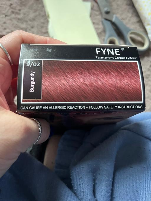 Buy & Sell West Midlands Wolverhampton - Photos for New burgundy hair dye £1 five available