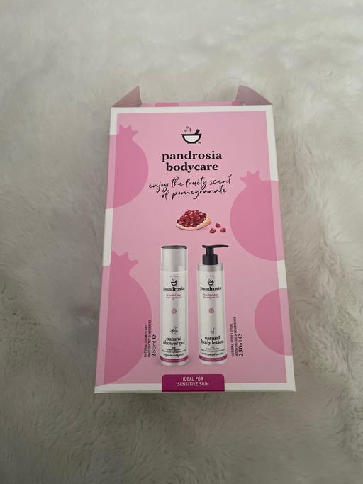 Buy & Sell West Midlands Solihull - Photos for Pandrosia Gift Set - bodylotion & shower gel