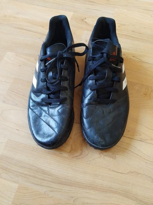 Buy & Sell West Midlands Wolverhampton - Photos for Adidas Astro Trainers 5.5