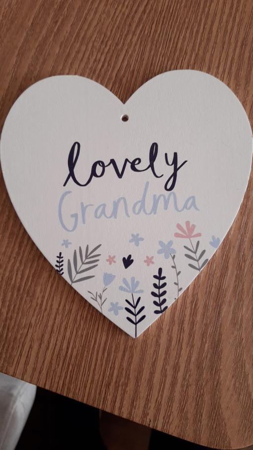 Buy & Sell West Midlands Birmingham - Photos for wooden heart shape lovely grandma plaque