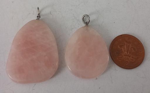 Buy & Sell Thatto Heath Saint Helens - Photos for 2 large semi precious rose quartz pendants