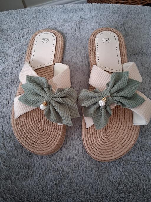 Buy & Sell Staffordshire Lichfield - Photos for size 6 slip ons. (brand new)