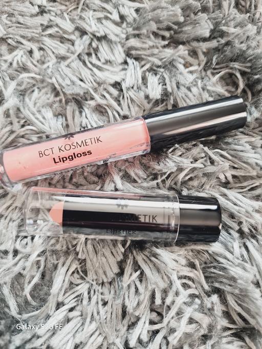 Buy & Sell Surrey Spelthorne - Photos for lipstick