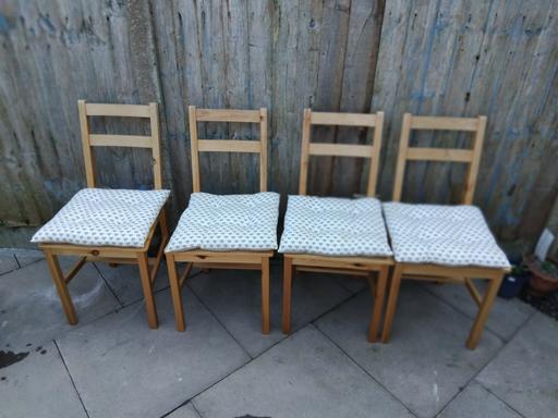 Buy & Sell Worcestershire Bromsgrove - Photos for X 4 Wooden Chairs