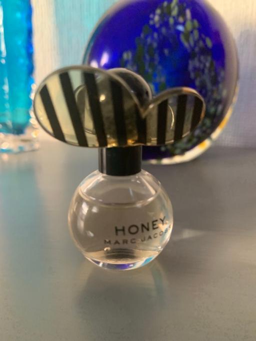 Buy & Sell West Midlands Sandwell - Photos for Perfume Honey small bottle buyer collect