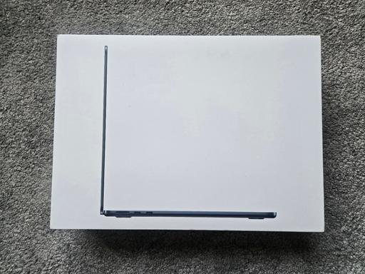 Buy & Sell East London Canary Wharf - East London - Photos for Midnight Blue Macbook Air 13.6