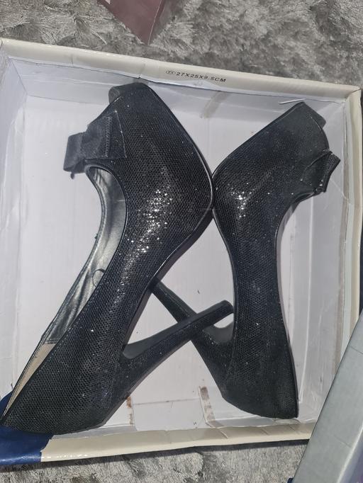 Buy & Sell East London Becontree Heath - East London - Photos for Glitering high heels