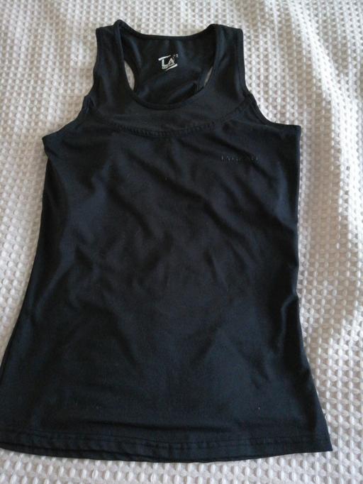 Buy & Sell West Midlands Wolverhampton - Photos for ladies gym top size *12 *