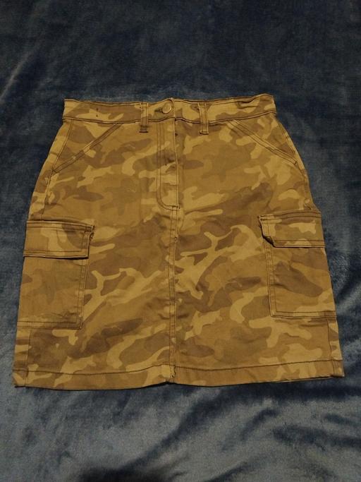 Buy & Sell West Midlands Wolverhampton - Photos for Khaki Skirt 15Y.