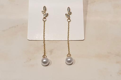 Buy & Sell South West London West Brompton - South West London - Photos for Leaf Tassel Earring - Gold Colour
