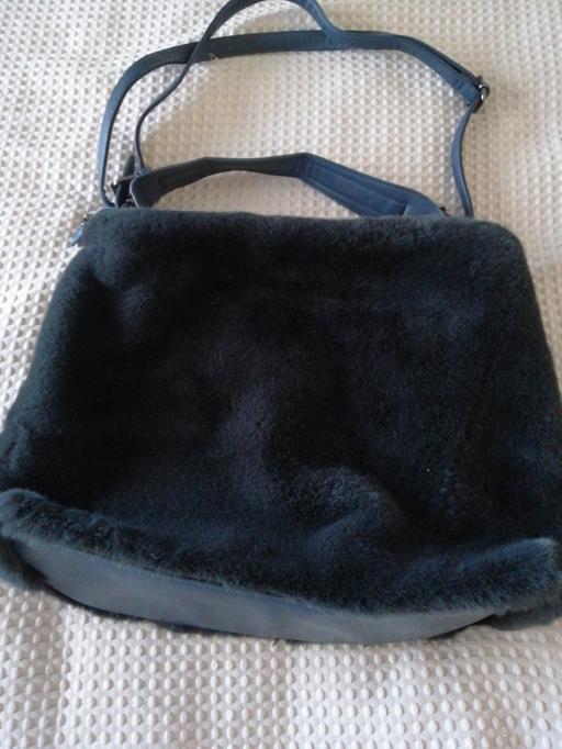 Buy & Sell West Midlands Wolverhampton - Photos for ladies Handbag