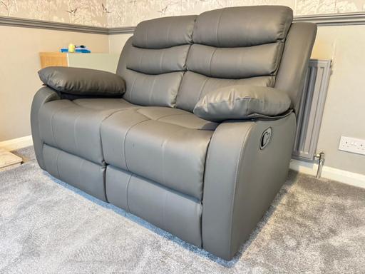 Buy & Sell Parkgate Rotherham - Photos for Roma recliner 3 and 2