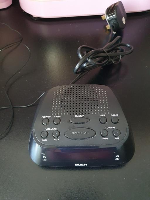 Buy & Sell West Midlands Dudley - Photos for alarm clock / radio bush