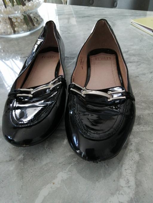 Buy & Sell West Midlands Wolverhampton - Photos for ladies size *5* bit scuffed at front