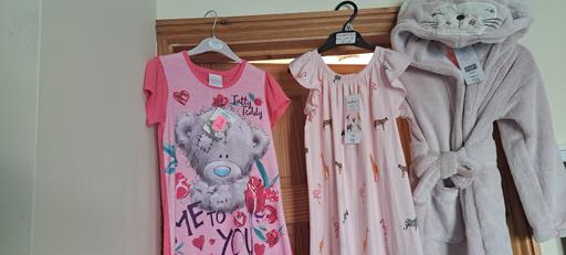 Buy & Sell Norfolk Great Yarmouth - Photos for 5-6yr clothing