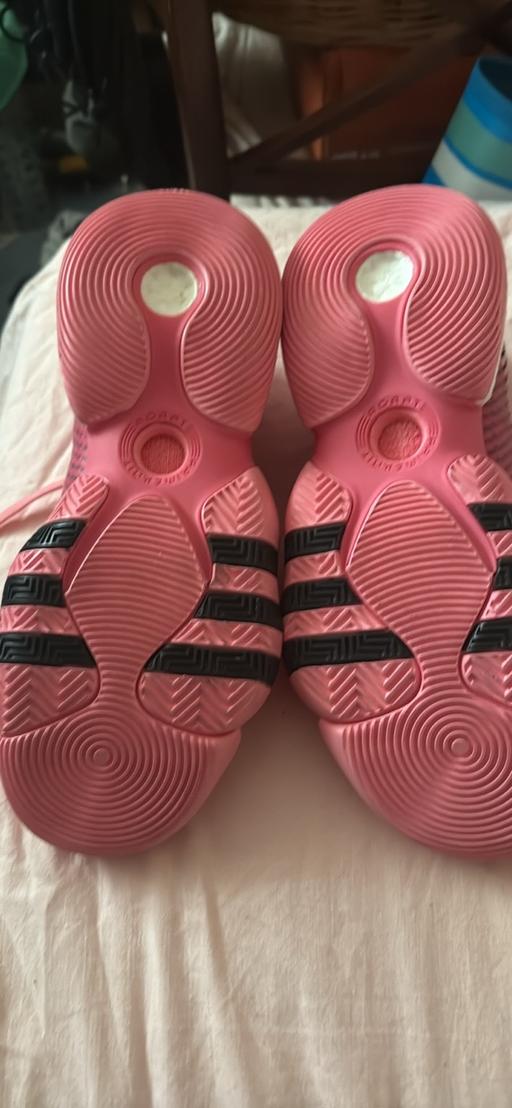 Buy & Sell Kent Ashford - Photos for Unisex Adidas pink trainers 7