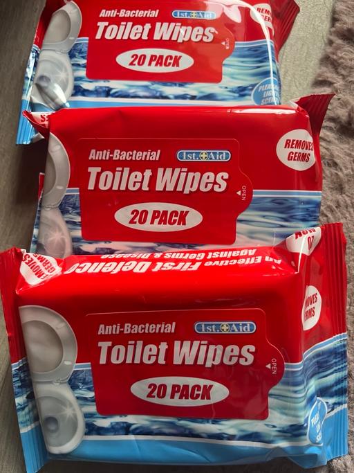 Buy & Sell West Midlands Wolverhampton - Photos for Three packs of wipes £1 all three a few sets