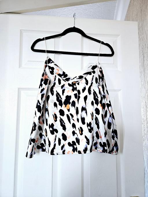 Buy & Sell South Yorkshire Doncaster - Photos for Strappy top, size 16.