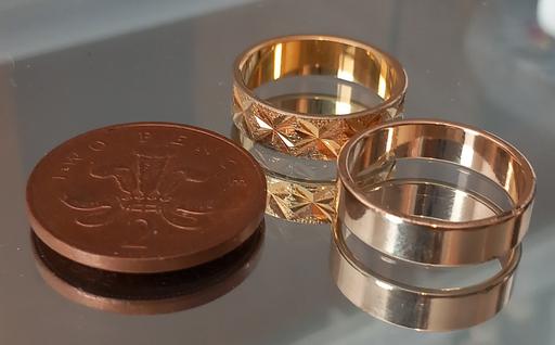 Buy & Sell Thatto Heath Saint Helens - Photos for vintage gold plated wedding band rings