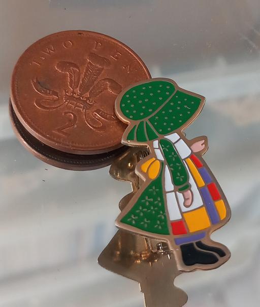 Buy & Sell Thatto Heath Saint Helens - Photos for Vintage 70s Enamel Holly Hobbie brooch