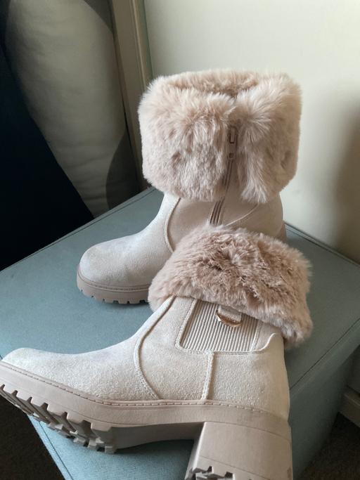 Buy & Sell West Midlands Sandwell - Photos for River island boots