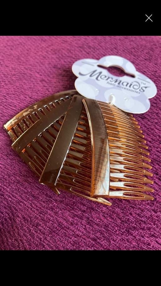 Buy & Sell West Midlands Sandwell - Photos for Brown Hair Combs x4